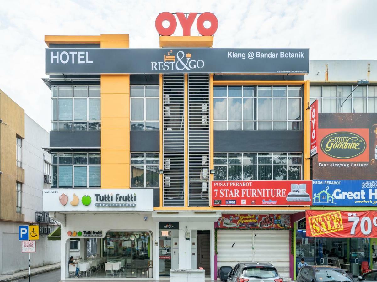 Oyo 1167 Rest And Go Hotel Кланг Экстерьер фото